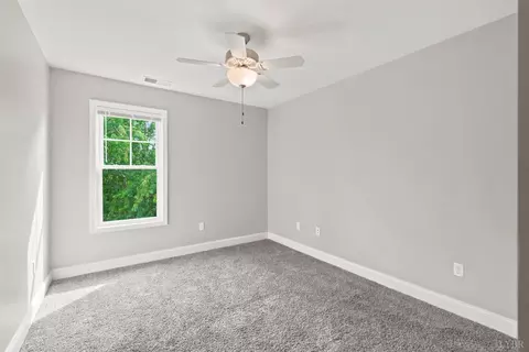 Bedroom - 1232 Commonwealth Cir, Forest, VA 24551 photo 4 of 8