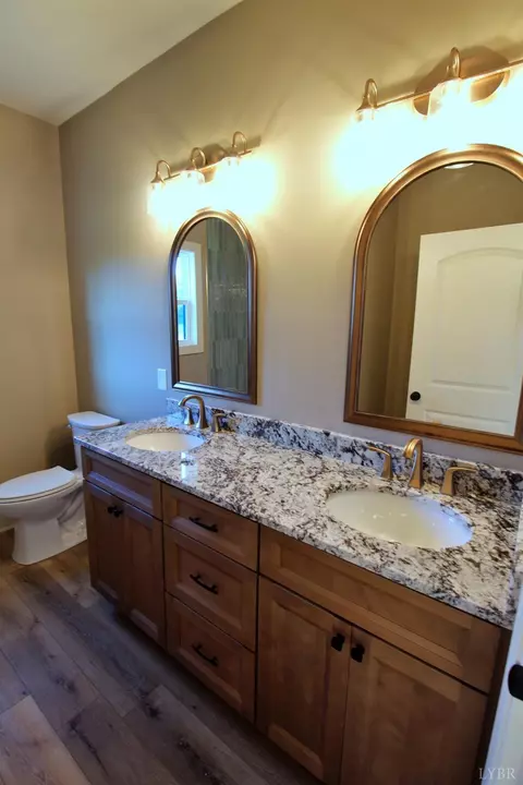 Bath - 3760 Reedy Springs Rd, Spout Spring, VA 24593 photo 4 of 5