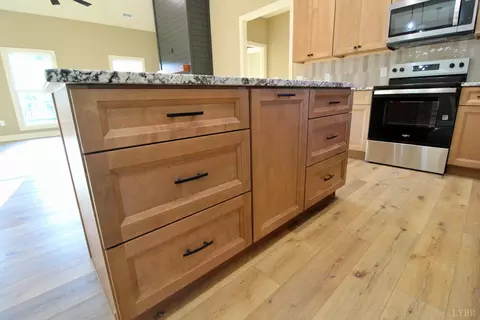 Kitchen - 3760 Reedy Springs Rd, Spout Spring, VA 24593 photo 5 of 6