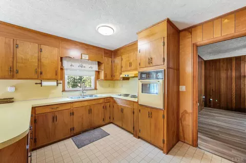 Kitchen - 5292 Java Rd, Java, VA 24565 photo 1 of 2