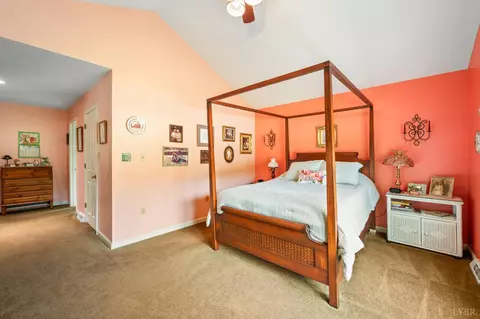 Bedroom - 1085 Otterview Estates Dr, Forest, VA 24551 photo 2 of 9