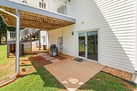 Exterior - 1085 Otterview Estates Dr, Forest, VA 24551 photo 10 of 13