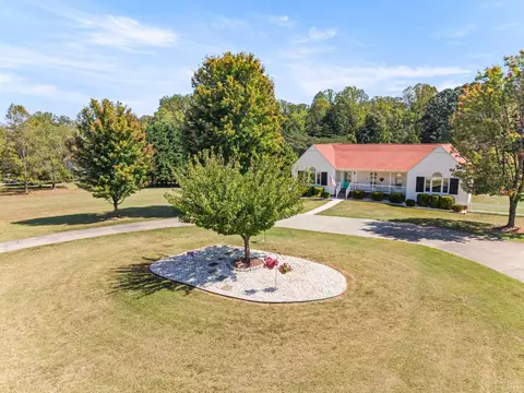 Exterior - 1085 Otterview Estates Dr, Forest, VA 24551 photo 13 of 13