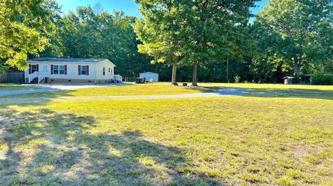 Exterior - 129 Dunivan Dr, Rustburg, VA 24588 photo 6 of 16