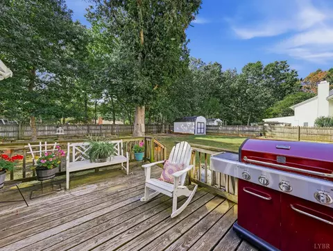 Exterior - 1155 Abbey Pl, Forest, VA 24551 photo 6 of 14