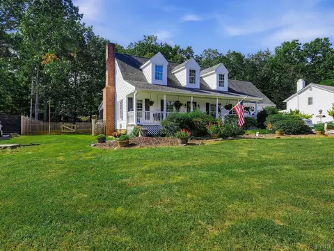 Exterior - 1155 Abbey Pl, Forest, VA 24551 photo 12 of 14