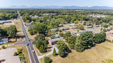 View/Area - 19 Mistletoe Dr, Forest, VA 24551 photo 3 of 6