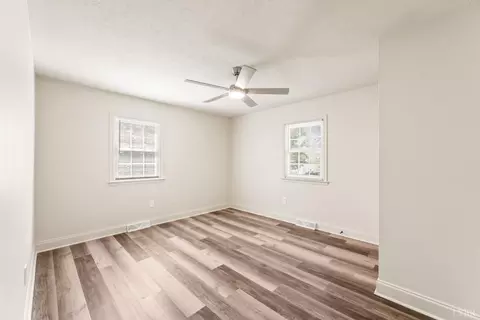 Bedroom - 19 Mistletoe Dr, Forest, VA 24551 photo 3 of 10
