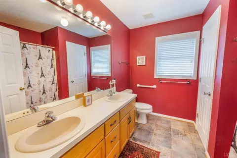 Bath - 268 Cedar Hill Dr, Amherst, VA 24521 photo 1 of 2