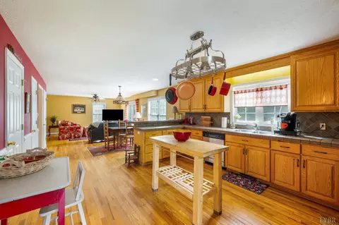 Kitchen - 268 Cedar Hill Dr, Amherst, VA 24521 photo 2 of 9