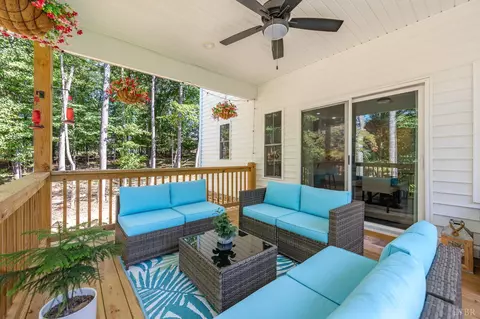 Exterior - 2278 Hooper Rd, Forest, VA 24551 photo 4 of 5