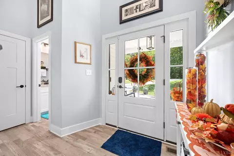 Entry Way - 2278 Hooper Rd, Forest, VA 24551 photo 1 of 2