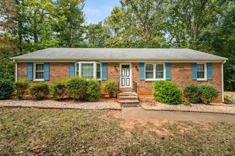 103 Berkley Pl, Forest, VA 24551
