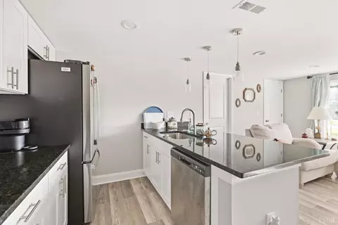 Kitchen - 35 Castle Craig Dr, Evington, VA 24550 photo 5 of 7