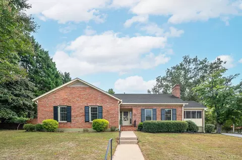 1264 Krise Cir, Lynchburg, VA 24503