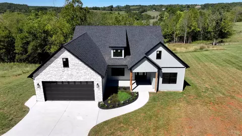 Exterior - 9726 Leesville Rd, Evington, VA 24550 photo 2 of 4