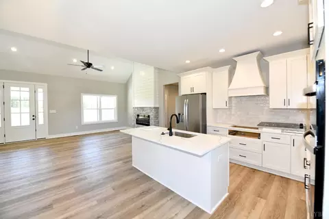 Kitchen - 9726 Leesville Rd, Evington, VA 24550 photo 5 of 5