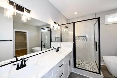 Bath - 9726 Leesville Rd, Evington, VA 24550 photo 1 of 5