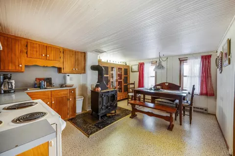 Dining - 1374 Moccasin Rd, Thaxton, VA 24174 photo 1 of 3
