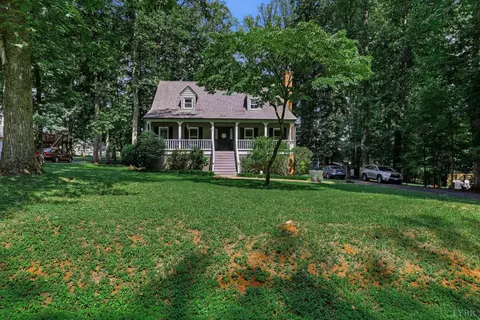 Exterior - 208 Crestview Dr, Forest, VA 24551 photo 17 of 19