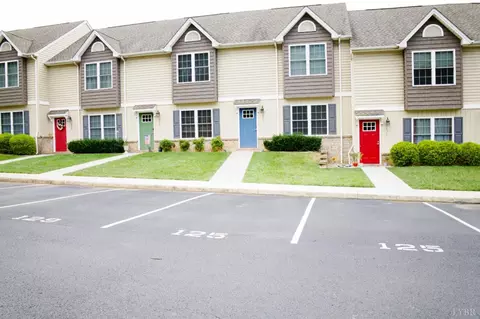 125 Squire Cir, Lynchburg, VA 24501