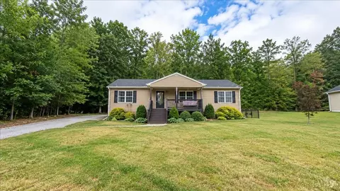 751 Dunivan Dr, Rustburg, VA 24588