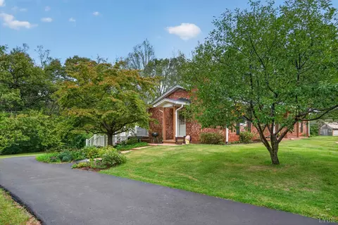 Exterior - 11094 Leesville Rd, Evington, VA 24550 photo 14 of 15