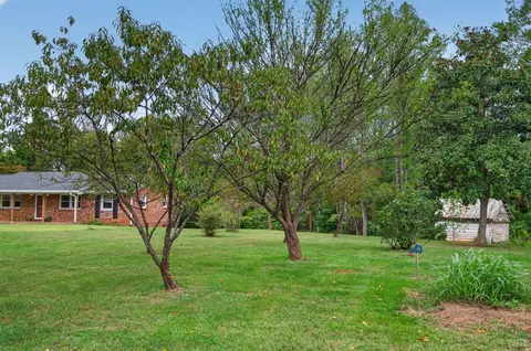 Exterior - 11094 Leesville Rd, Evington, VA 24550 photo 10 of 15