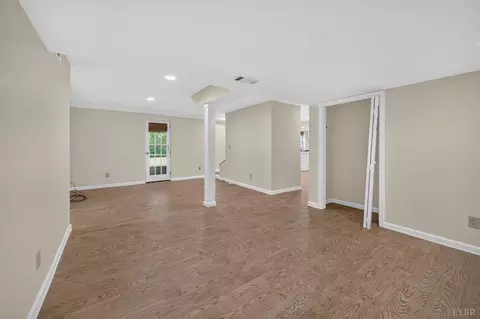 Living - 11094 Leesville Rd, Evington, VA 24550 photo 7 of 8