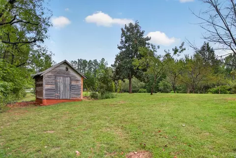 Exterior - 11094 Leesville Rd, Evington, VA 24550 photo 9 of 15
