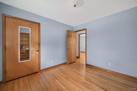Bedroom - 11094 Leesville Rd, Evington, VA 24550 photo 4 of 8