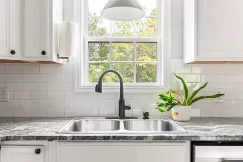 Kitchen - 923 Dearborn Rd, Evington, VA 24550 photo 3 of 4