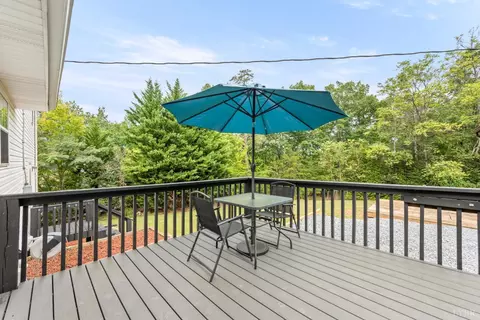 Exterior - 923 Dearborn Rd, Evington, VA 24550 photo 3 of 8