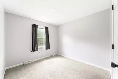 Bedroom - 923 Dearborn Rd, Evington, VA 24550 photo 1 of 6