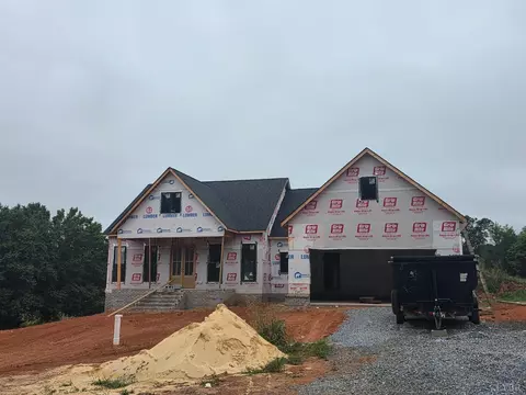 2573 Chilton Rd, Appomattox, VA 24522