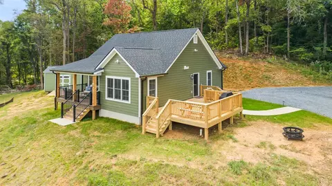 Exterior - 323 Mountain Top Way, Amherst, VA 24521 photo 16 of 17
