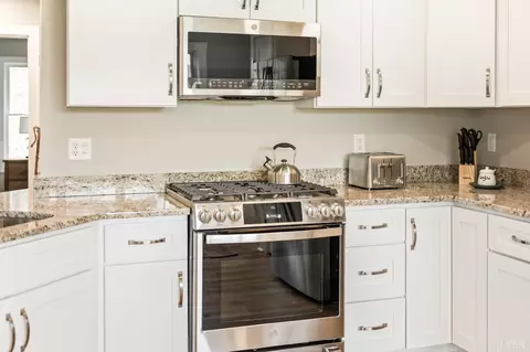 Kitchen - 323 Mountain Top Way, Amherst, VA 24521 photo 3 of 6