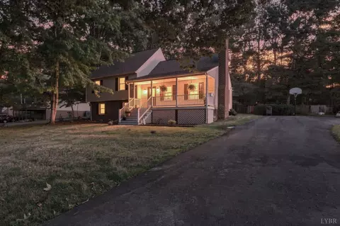 101 Chadwick Dr, Lynchburg, VA 24502