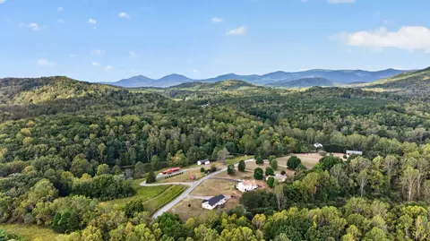 View/Area - 3726 White Rd, Forest, VA 24551 photo 1 of 5