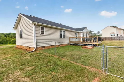 Exterior - 3726 White Rd, Forest, VA 24551 photo 6 of 18