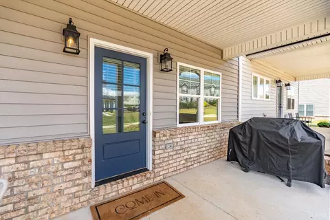 Exterior - 1058 Brownstone Ln, Forest, VA 24551 photo 4 of 5