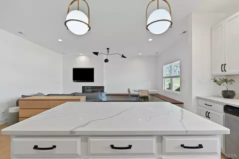 Kitchen - 1058 Brownstone Ln, Forest, VA 24551 photo 5 of 5