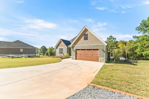 Exterior - 4424 Goode Rd, Goode, VA 24556 photo 12 of 12