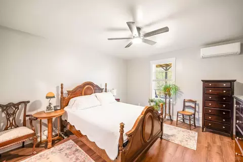 Bedroom - 4424 Goode Rd, Goode, VA 24556 photo 5 of 6