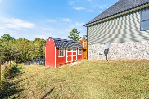 Exterior - 4424 Goode Rd, Goode, VA 24556 photo 11 of 12