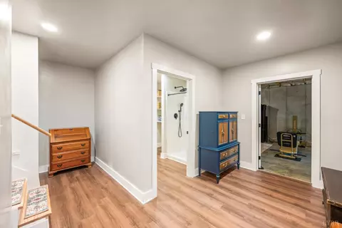Entry Way - 4424 Goode Rd, Goode, VA 24556 photo 6 of 10