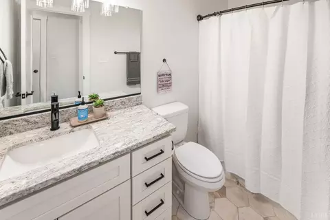 Bath - 4424 Goode Rd, Goode, VA 24556 photo 1 of 4