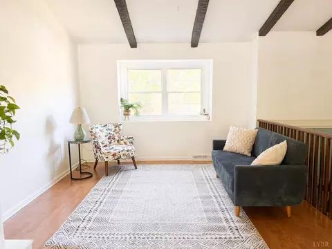 Living - 110 Maplewood Dr, Forest, VA 24551 photo 5 of 10