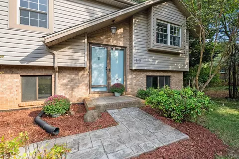 Exterior - 110 Maplewood Dr, Forest, VA 24551 photo 2 of 16