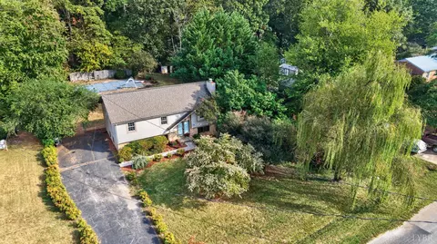 View/Area - 110 Maplewood Dr, Forest, VA 24551 photo 4 of 5
